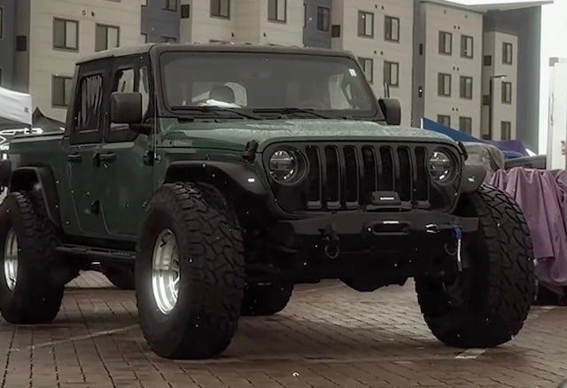 Superwinch Jeep Invasion display