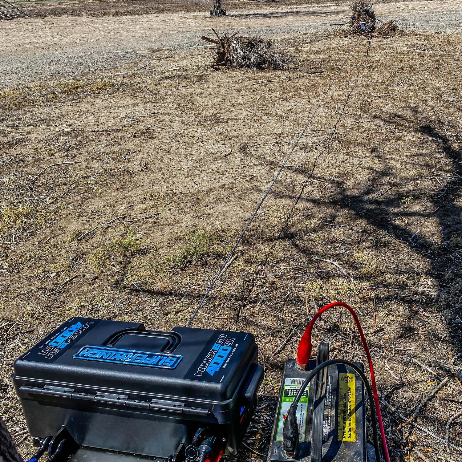 Winch2Go 12V DC Electric Portable Utility Winch 4000lb(1814.4kg) Single Line Pull with Steel Mounting Plate Integrated Hawse Fairlead 7/32 in. x 47 ft. Synthetic Rope Handheld Remote - 1140232